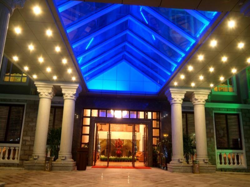 Готель Tianfuyuan Hotspring Qionghai Екстер'єр фото