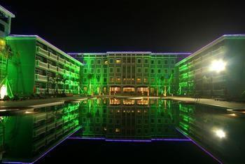Готель Tianfuyuan Hotspring Qionghai Екстер'єр фото